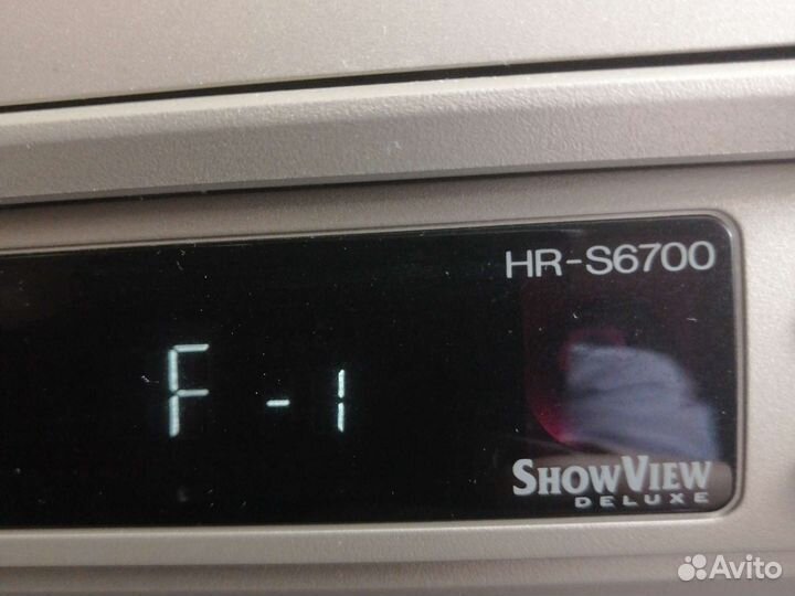 Видеомагнитофон