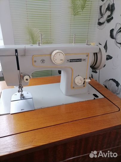 Швейная машина подольск 132(СССР)