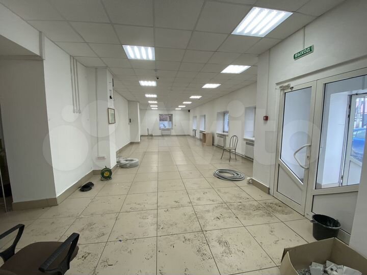 Кгн, Мяготина 39а, Торговое, 820 м² Аренда