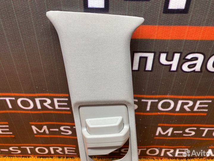 Обшивка стойки левая Mercedes-Benz C-Class W203