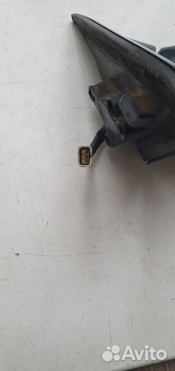 Боковое зеркало правое на toyota Carina ST170