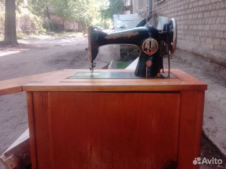 Швейная машинка Пмз им Калинина