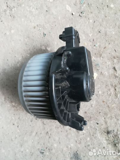 Мотор отопителя Toyota Corolla E150, Auris, RAV 4