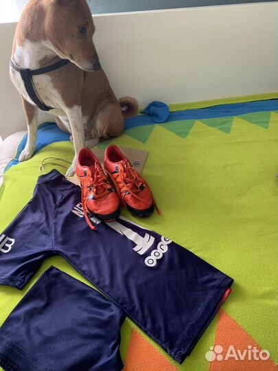 Футболка + шорты + бутсы