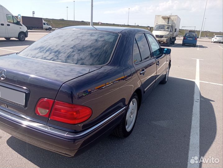 Mercedes-Benz E-класс 3.2 AT, 1999, 296 456 км