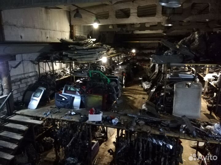 Авторазбор магазин б. у запчасти на различные авто