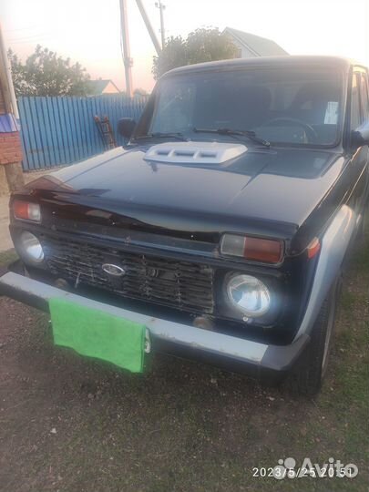 LADA 4x4 (Нива) 1.7 МТ, 2015, 230 000 км