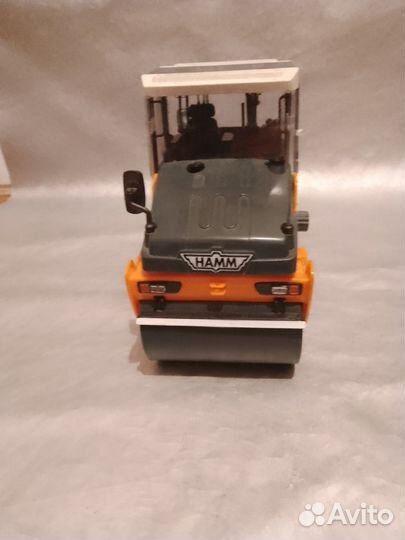 Модель dickie Каток-асфальтоукладчик 