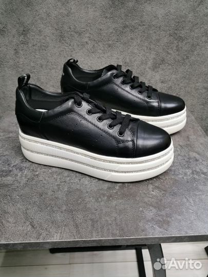 Кеды женские натуральная кожа 39