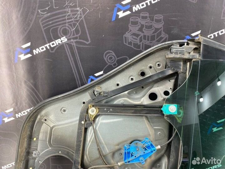 Стеклоподъемник задний правый Volkswagen Touareg