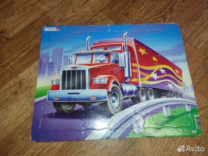 Пазлы Ларсен