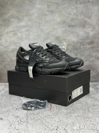 Кроссовки Adidas Raf Simons ozweego