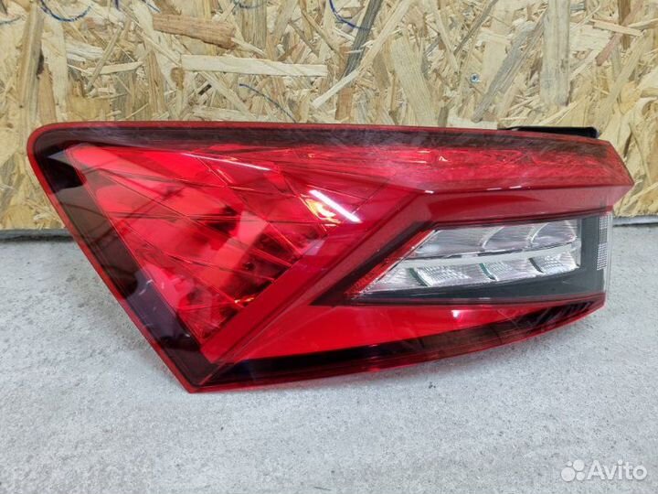 Фонарь наружный задний левый Skoda Kodiaq С 2017