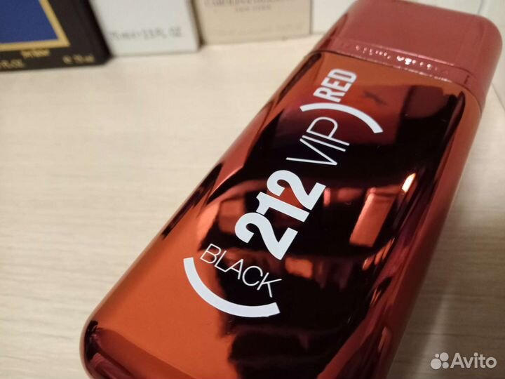 Carolina herrera тестер парфюм lot*CH901