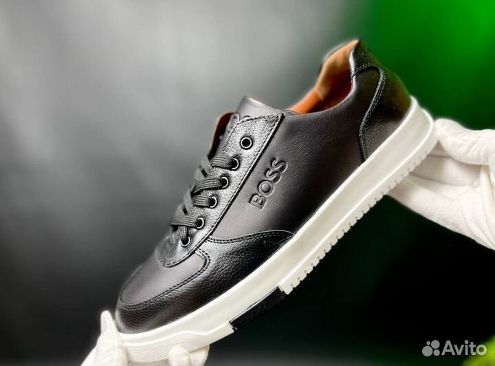 Кроссовки Boss комфортные