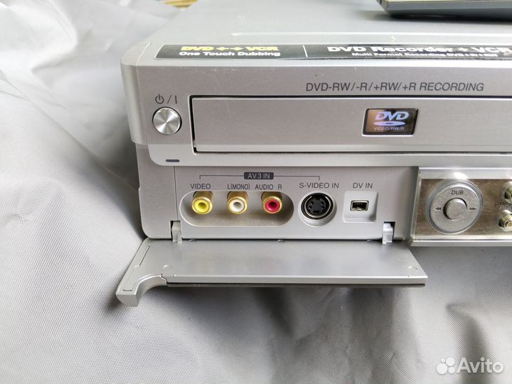 DVD рекордер - видеомагнитофон LG DVR573X