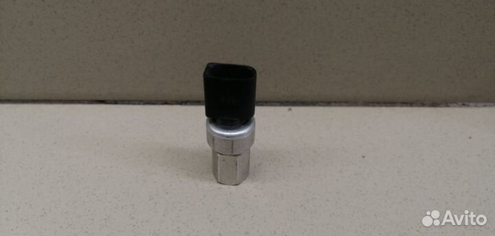 Датчик кондиционера Octavia 1997-2000