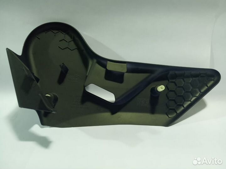 Нижняя панель подушки сиденья перед право