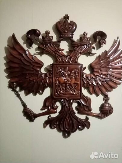Герб россии из дерева