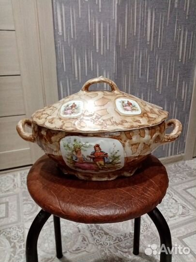 Кастрюля эмалированная