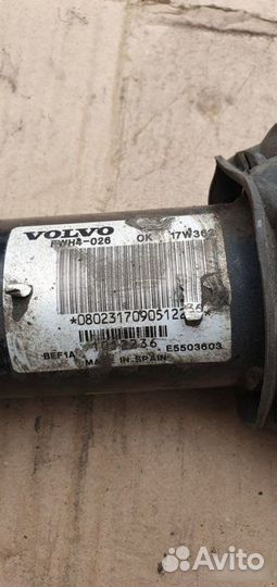 Амортизатор передний правый Volvo Хc60