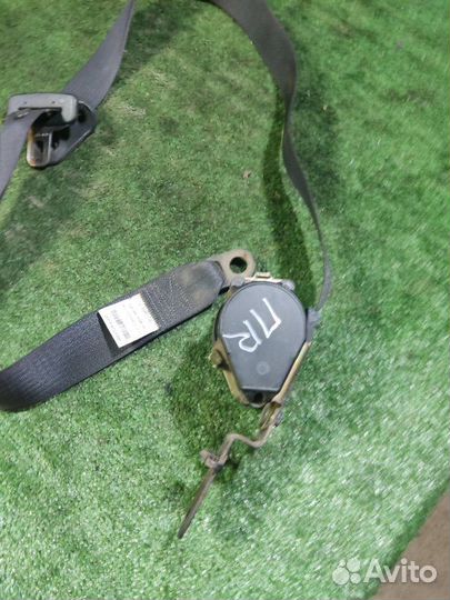 Ремень безопасности передний правый Jeep Grand