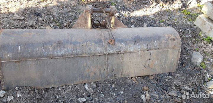 Экскаватор-погрузчик