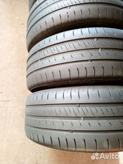 Kumho Ecowing ES01 KH27 205/60 R16 92V