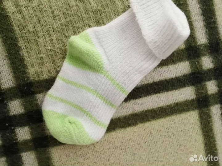 Носочки для новорожденного