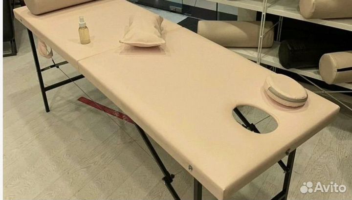 Стол массажный на ножках