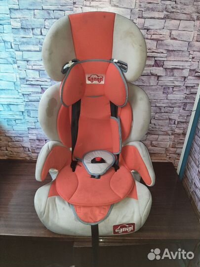 Универсальное автокресло