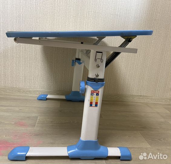 Детская растущая парта