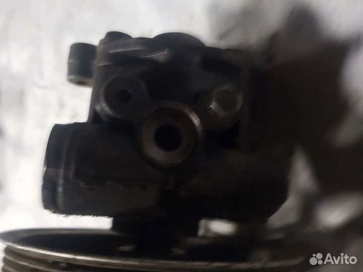 Ауди а 4 гидроустлител руля 02 год