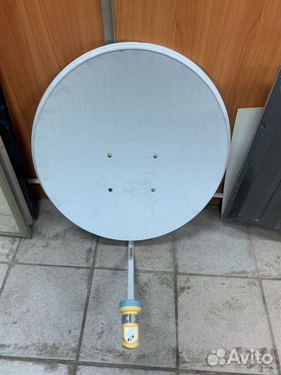 Антенна спутниковая