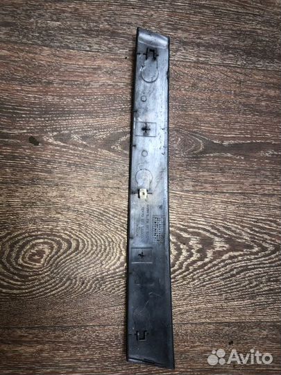 Накладка двери передняя правая Honda Civic EK3