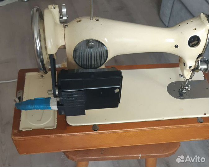Швейная машинка
