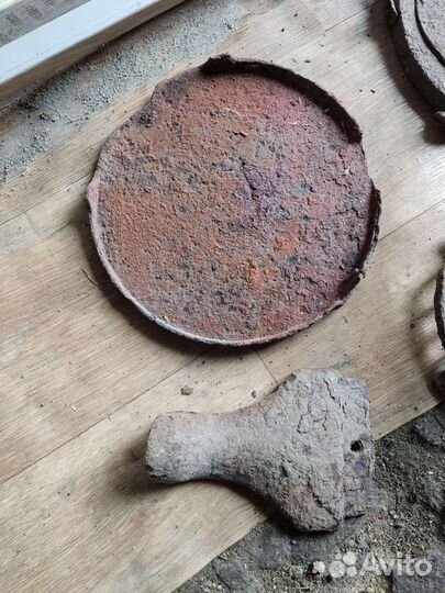 Раскопки, запчасти от блиндажной печки, Германия