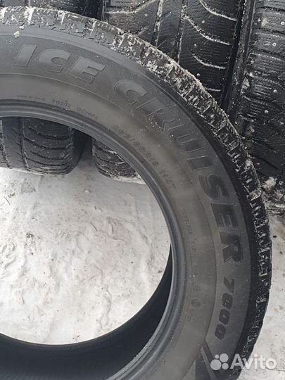 Bridgestone Ice Cruiser 7000 265/60 R18 114T