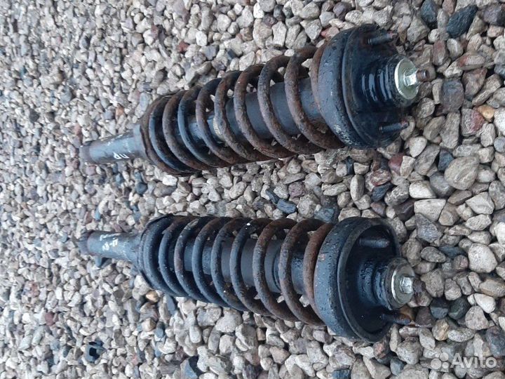 Стойка задняя Хонда HR-V в сборе оригинал