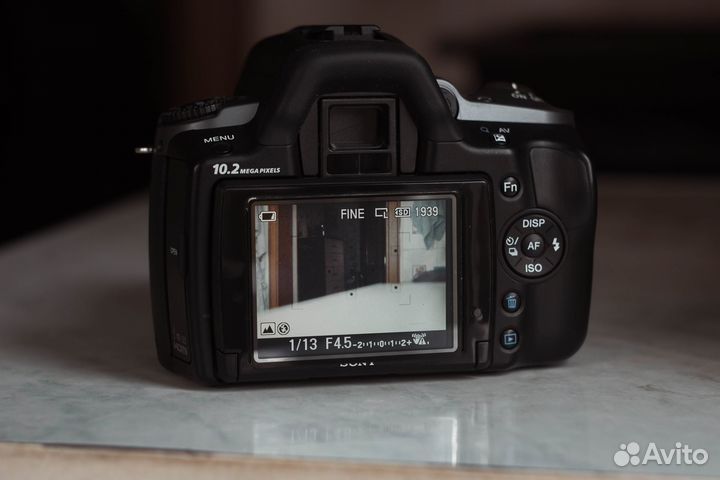 Sony A330 Kit, пробег 6875, идеальное состояние