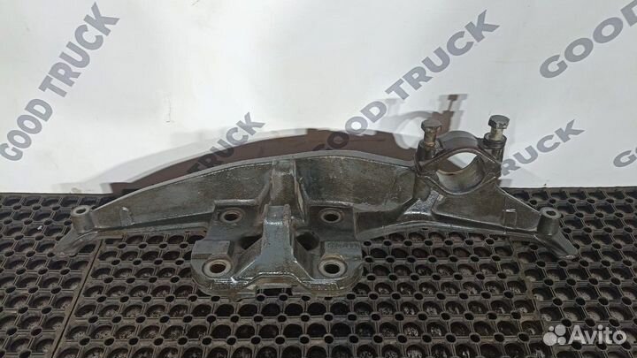 Кронштейн пневморессоры задний правый 2019г