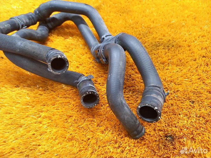 Патрубок системы охлаждения Volkswagen Golf 1K BLG