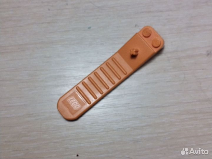 Разделитель деталей лего