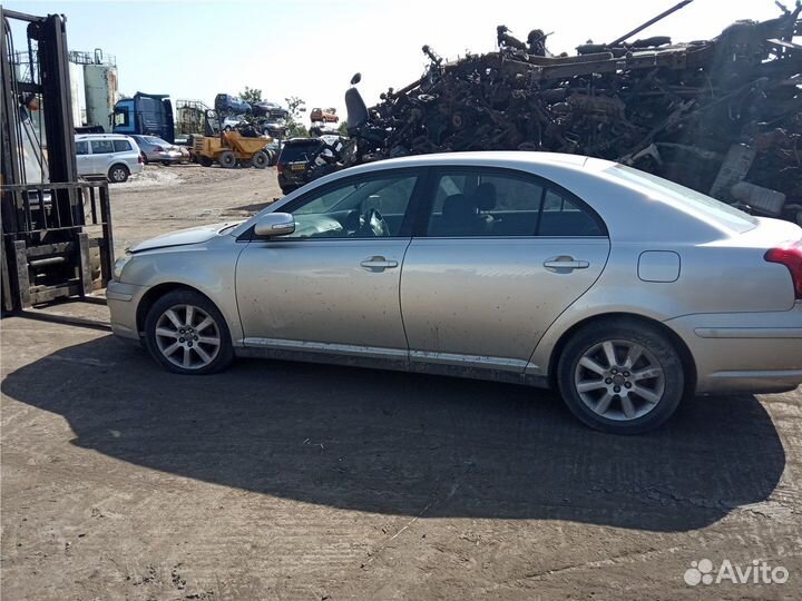 Разбор на запчасти Toyota Avensis 2
