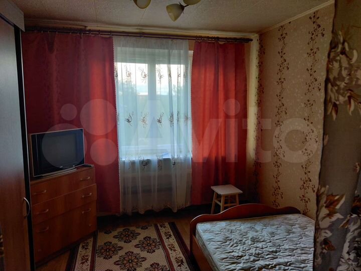 Комната 37,8 м² в 2-к., 2/9 эт.