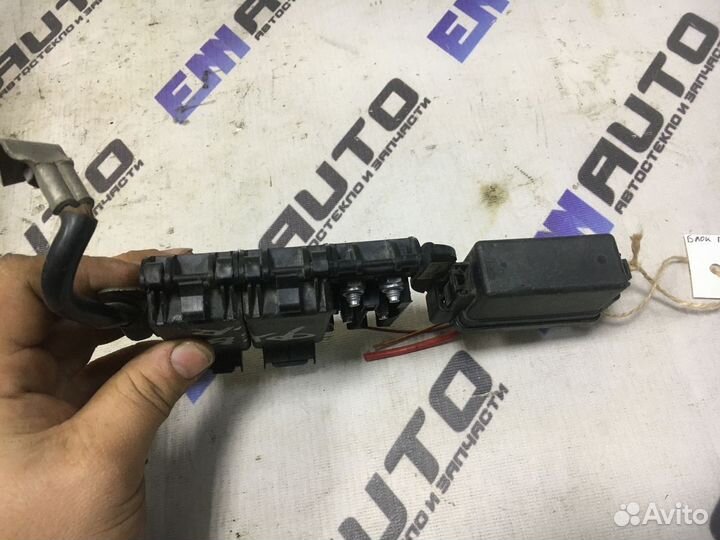 Блок предохранителей Шкода Фабия 1