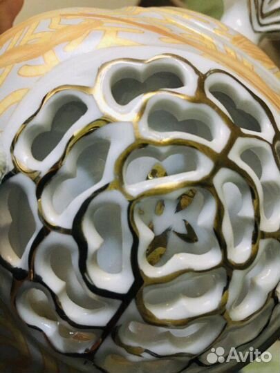 Красивый чайник