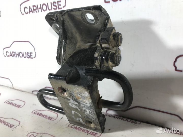 Петля двери задняя правая Audi A6 C5