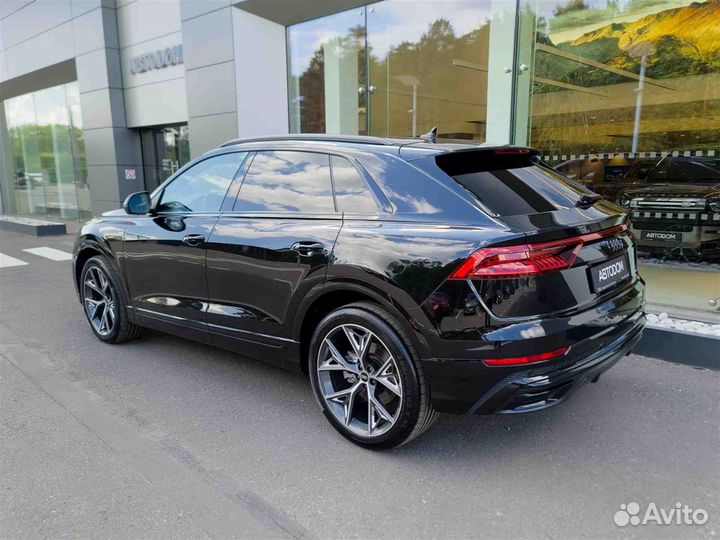 Audi Q8 3.0 AT, 2023