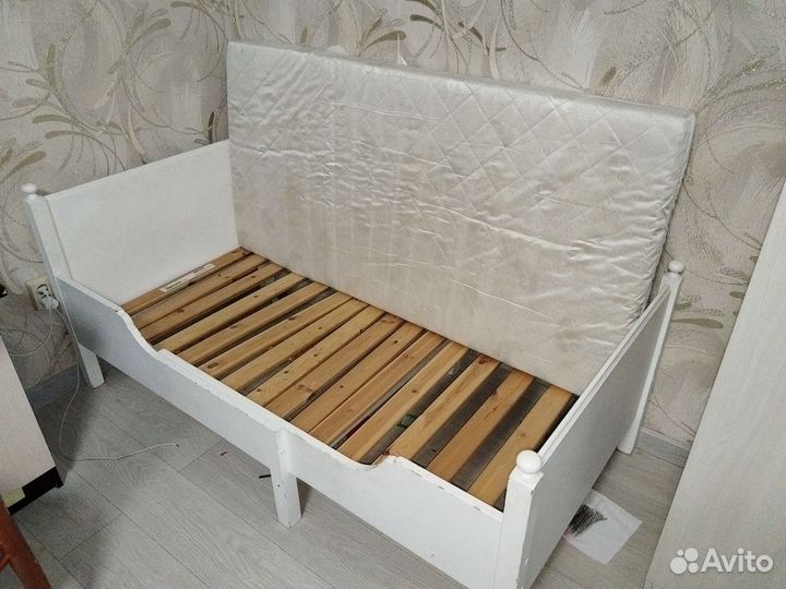 Кровать односпальная с матрасом бу